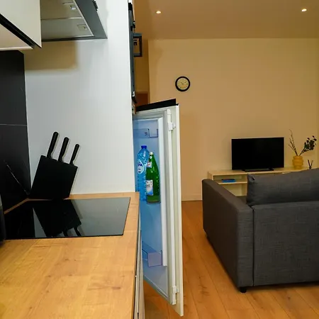 Lovely 1br & 1lr For 4p, Only 15 Min Walk To Center Διαμέρισμα Γάνδη