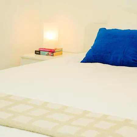 Lovely 1br & 1lr For 4p, Only 15 Min Walk To Center * Γάνδη