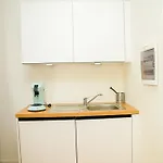 Lovely 1br & 1lr For 4p, Only 15 Min Walk To Center *