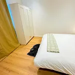 Lovely 1br & 1lr For 4p, Only 15 Min Walk To Center شقة *